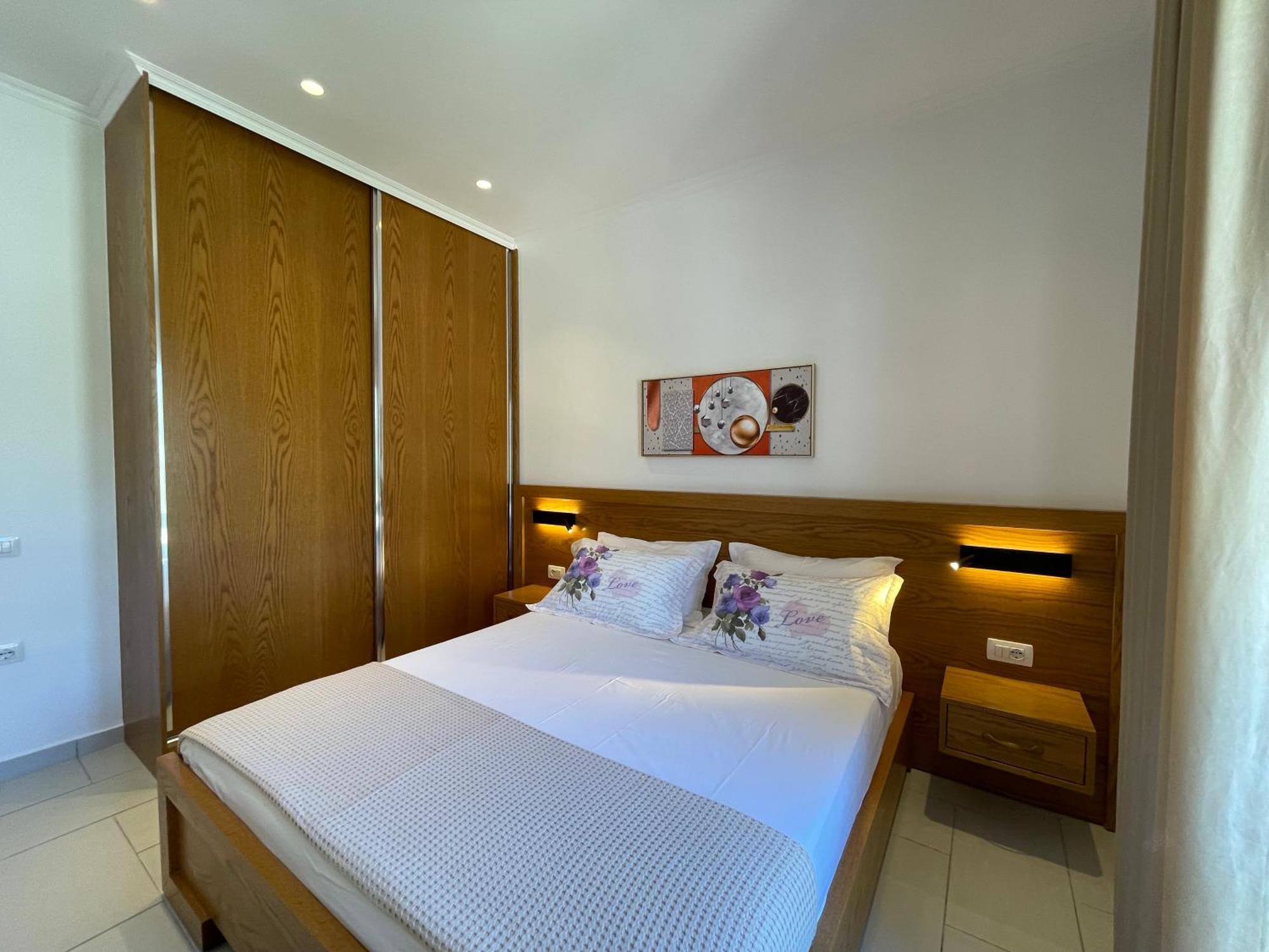 George Apartments Химар Екстериор снимка